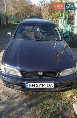 Седан Nissan Maxima 1995 в Раздельной