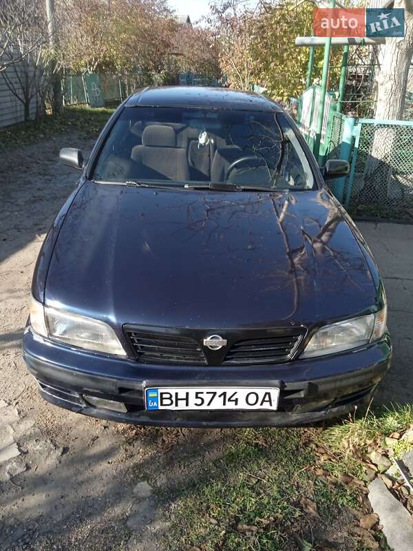 Nissan Maxima 1995