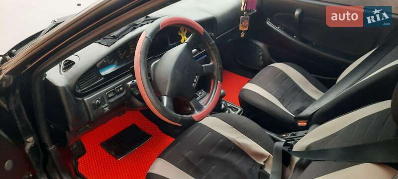 Седан Nissan Maxima 1993 в Чорткові