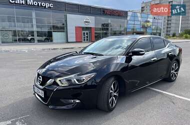 Седан Nissan Maxima 2018 в Полтаві