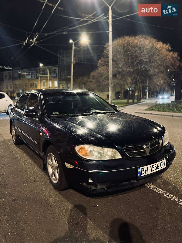 Седан Nissan Maxima 2000 в Одессе