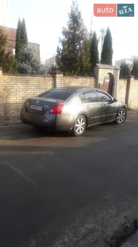 Седан Nissan Maxima 2005 в Киеве