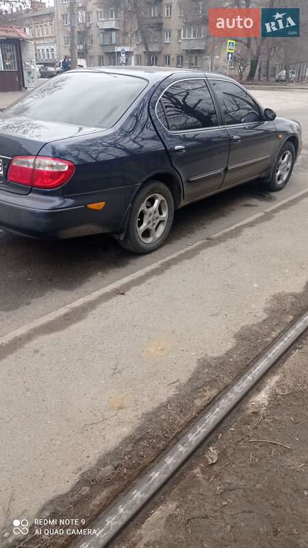 Седан Nissan Maxima 2000 в Дніпрі
