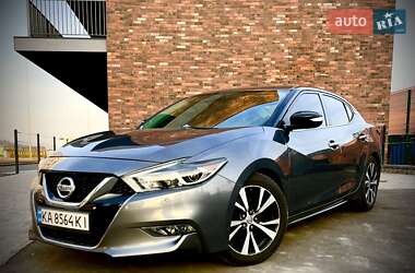 Седан Nissan Maxima 2017 в Киеве