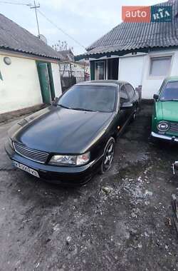 Седан Nissan Maxima 1997 в Глевасі