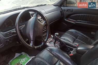 Седан Nissan Maxima 1999 в Киеве