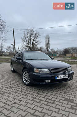 Седан Nissan Maxima 1995 в Синельниковому