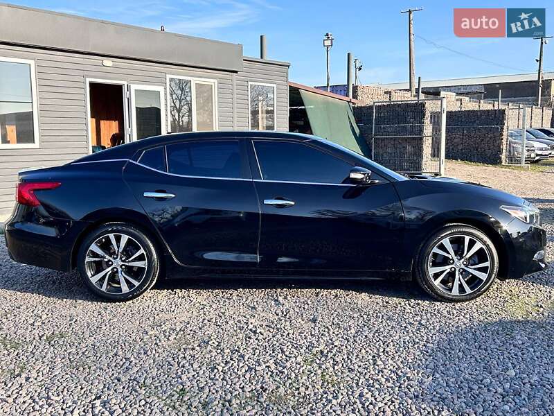 Седан Nissan Maxima 2017 в Одесі