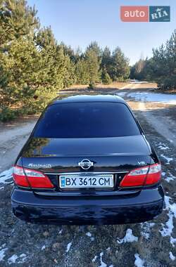 Седан Nissan Maxima 2001 в Славуті