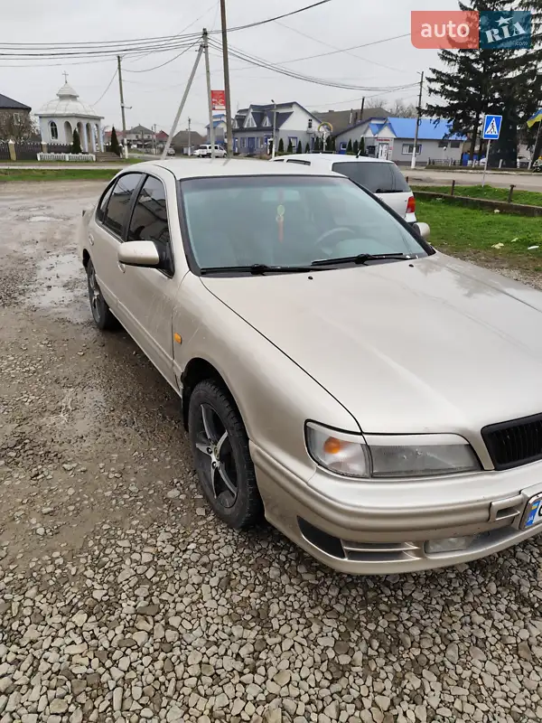 Nissan Maxima 1996
