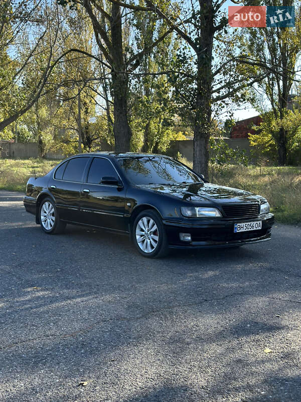 Седан Nissan Maxima 1996 в Белгороде-Днестровском