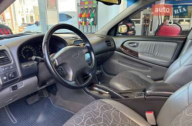 Седан Nissan Maxima 2001 в 
