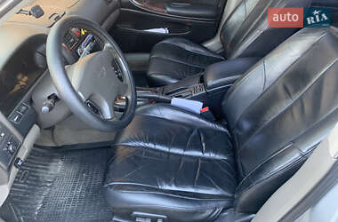 Седан Nissan Maxima 2001 в 