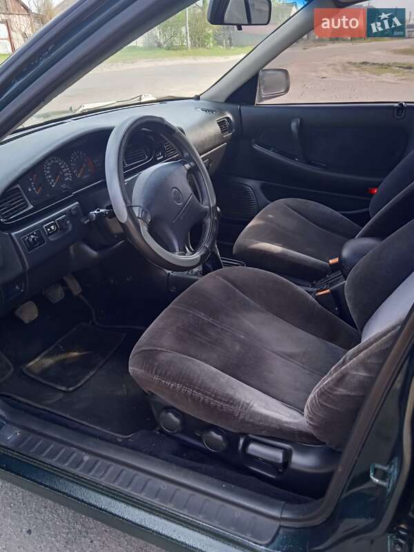 Седан Nissan Maxima 1994 в Харкові