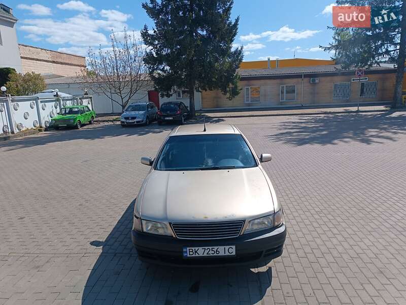 Седан Nissan Maxima 1995 в Ровно фото 7 Седан Nissan Maxima 1995 в Ровно