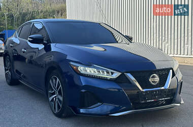 Седан Nissan Maxima 2018 в 