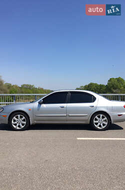 Седан Nissan Maxima 2003 в 