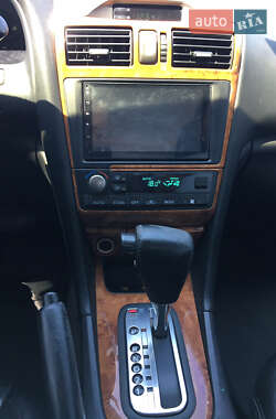 Седан Nissan Maxima 2003 в 