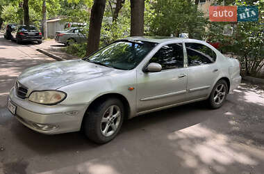 Седан Nissan Maxima 2001 в Черноморске