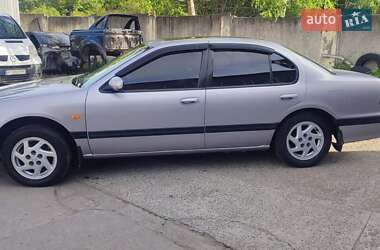 Седан Nissan Maxima 1995 в 