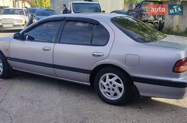 Седан Nissan Maxima 1995 в 