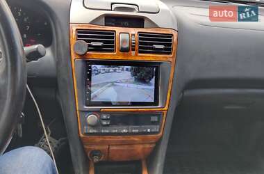 Седан Nissan Maxima 2004 в 