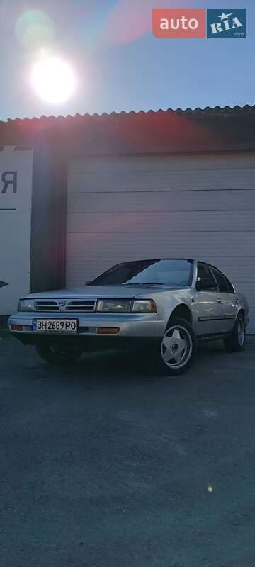 Nissan Maxima 1992