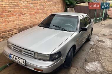Седан Nissan Maxima 1992 в Кривом Роге