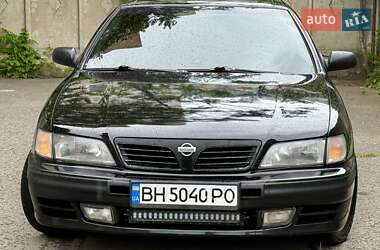 Седан Nissan Maxima 1996 в 