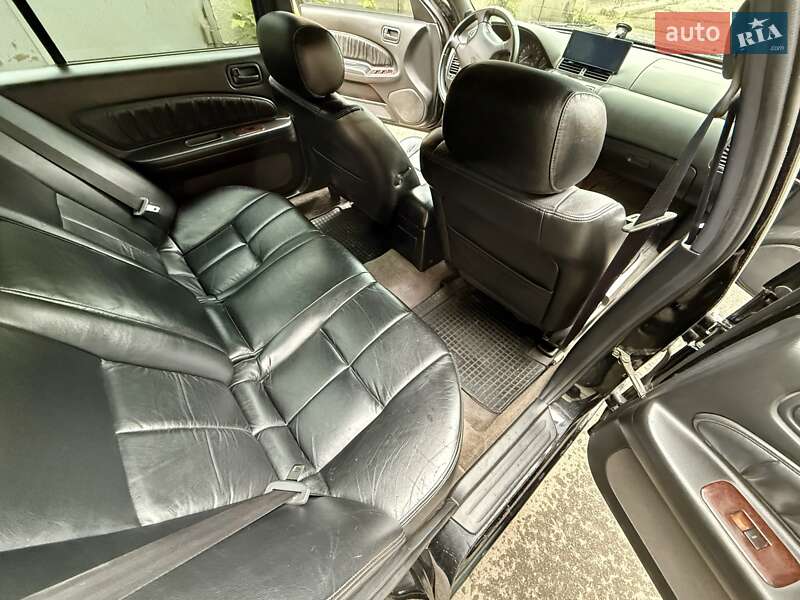 Седан Nissan Maxima 1996 в Одессе