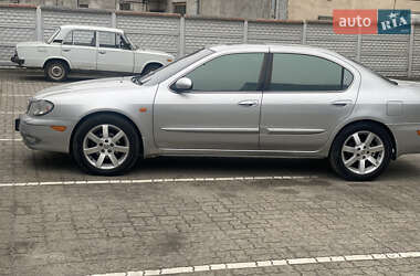 Седан Nissan Maxima 2003 в 