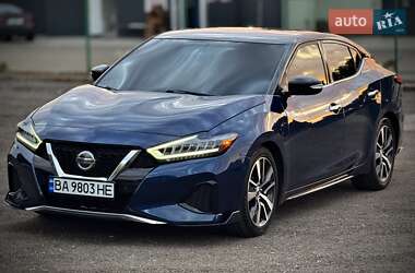 Седан Nissan Maxima 2018 в Запоріжжі