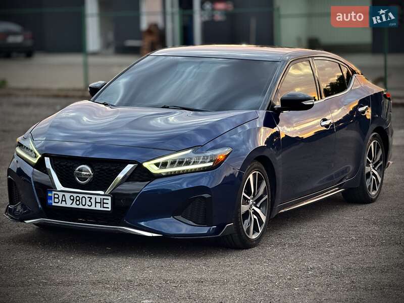 Седан Nissan Maxima 2018 в 