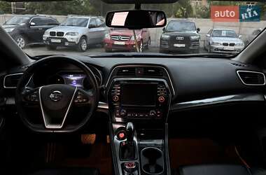 Седан Nissan Maxima 2018 в 
