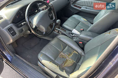 Седан Nissan Maxima 1998 в 