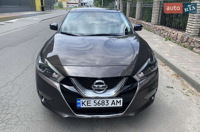 Nissan Maxima 2015