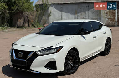 Седан Nissan Maxima 2019 в Бердичеве