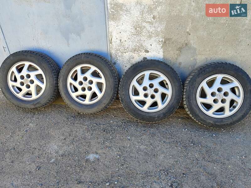 Седан Nissan Maxima 1995 в Ізмаїлі