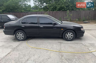Седан Nissan Maxima 1996 в 