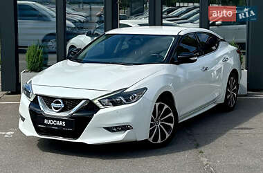 Седан Nissan Maxima 2015 в Кременчуге