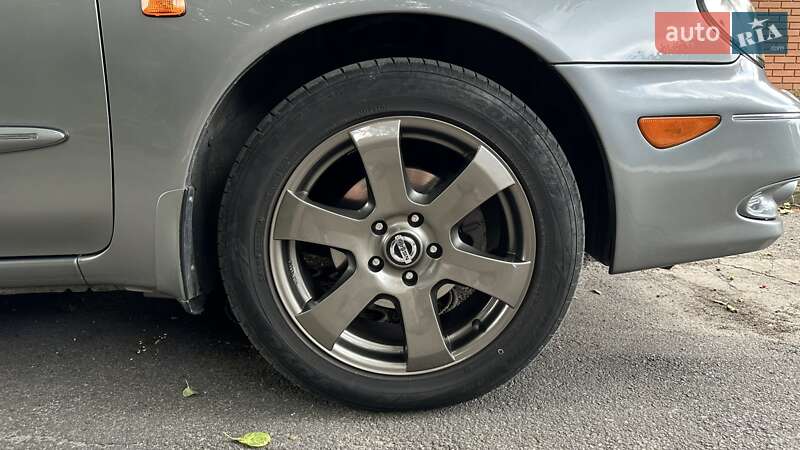Седан Nissan Maxima 2003 в Дніпрі