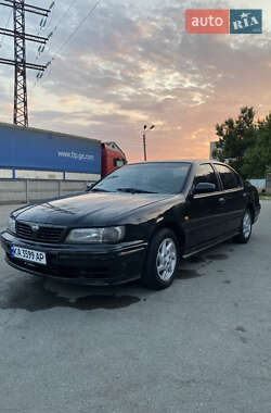 Седан Nissan Maxima 1995 в Василькове