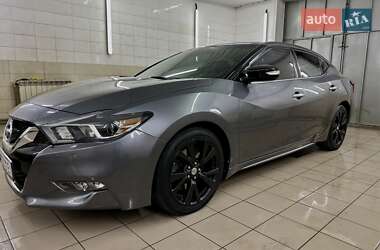Седан Nissan Maxima 2017 в 
