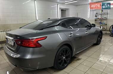 Седан Nissan Maxima 2017 в 