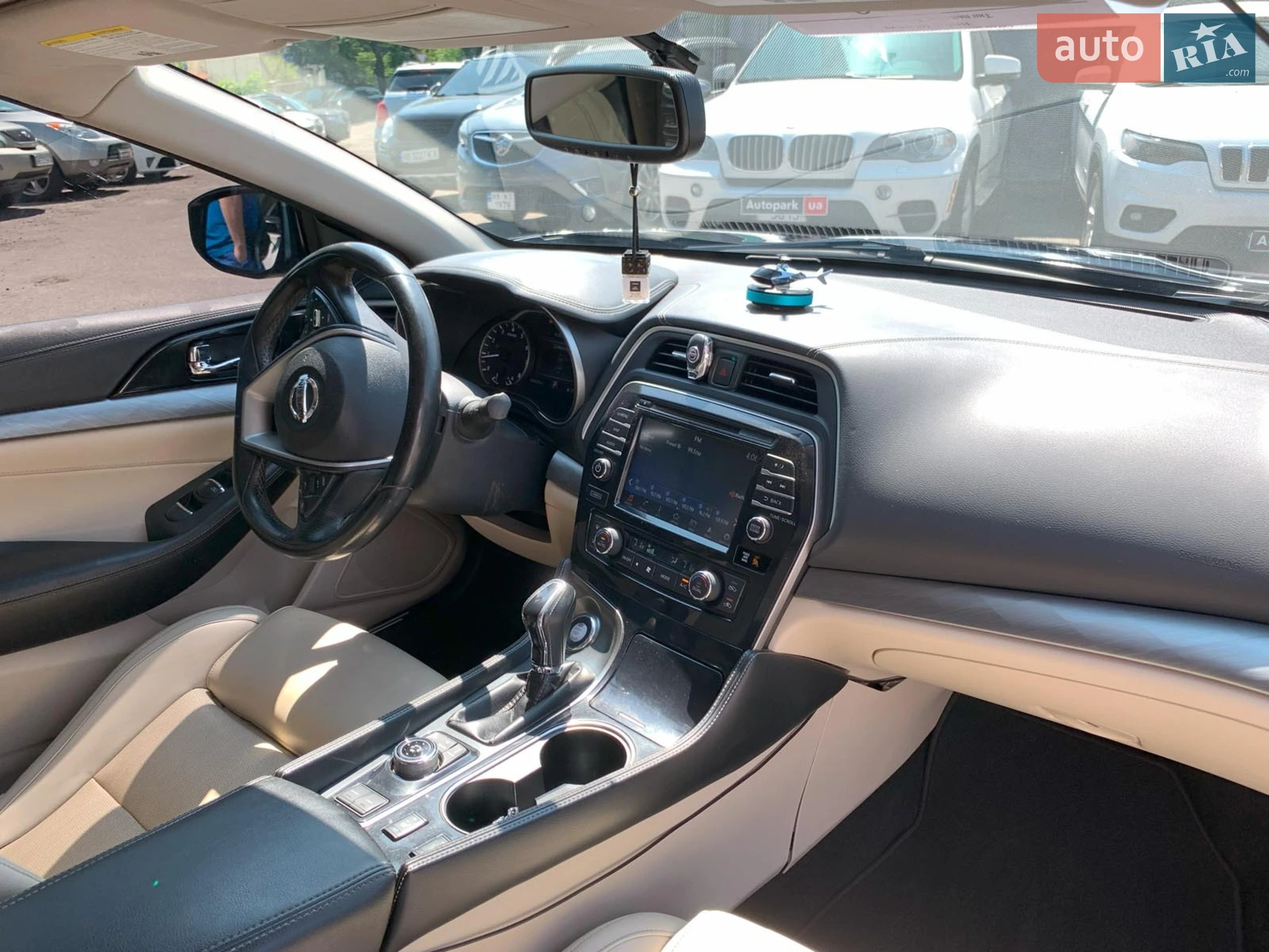2017 Nissan Maxima - мініатюра 26
