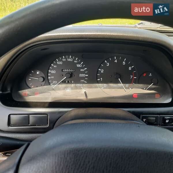 Седан Nissan Maxima 1995 в Івано-Франківську