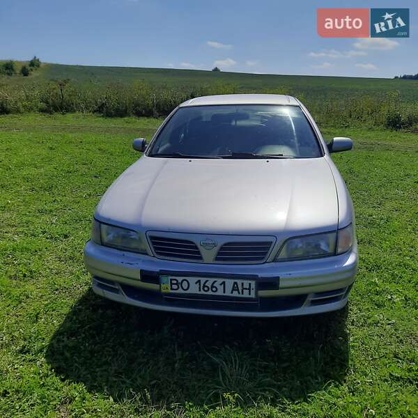 Седан Nissan Maxima 1995 в Івано-Франківську