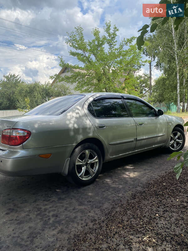 Седан Nissan Maxima 2002 в Чернигове