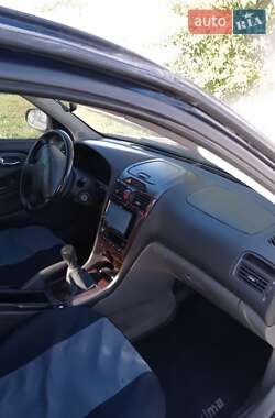 Седан Nissan Maxima 2002 в Понинке