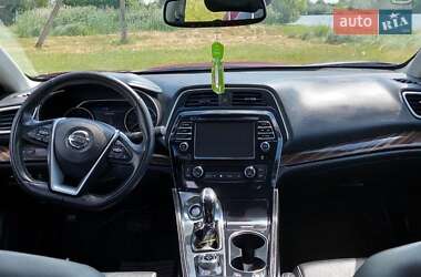 Седан Nissan Maxima 2017 в 